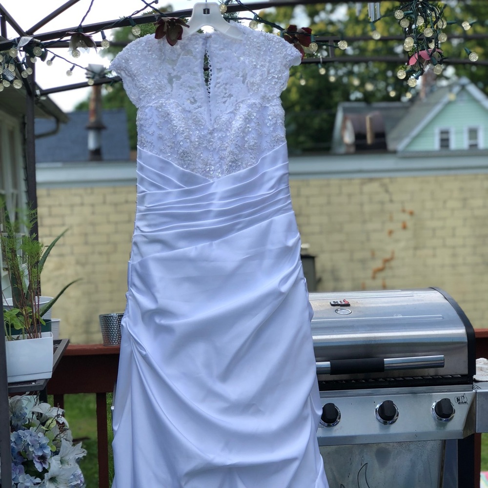 David's Bridal wedding dress